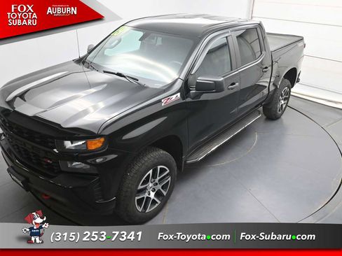 Used 2019 Chevrolet Silverado 1500 Custom Trail Boss w/ Custom Convenience Package AWD/4WD image 32
