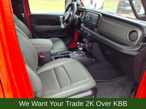 Used 2024 Jeep Gladiator Mojave image 28