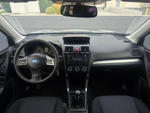 Used 2014 Subaru Forester 2.5i w/ Popular Package #2 AWD/4WD image 24