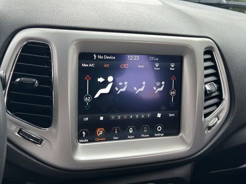 Certified 2021 Jeep Compass 80th Special Edition image 23