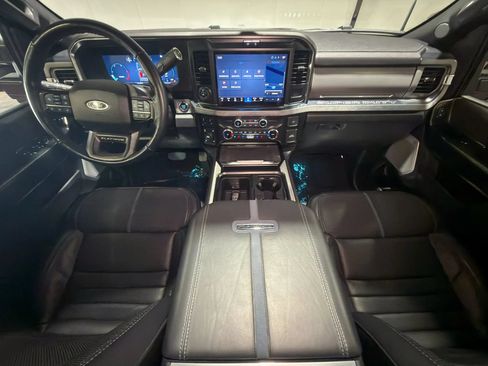 Used 2025 Ford F350 Platinum AWD/4WD image 13