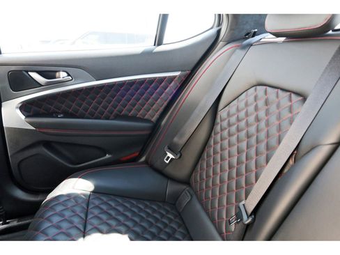 Used 2025 Genesis G70 3.3T Advanced w/ Sport Prestige Package image 13