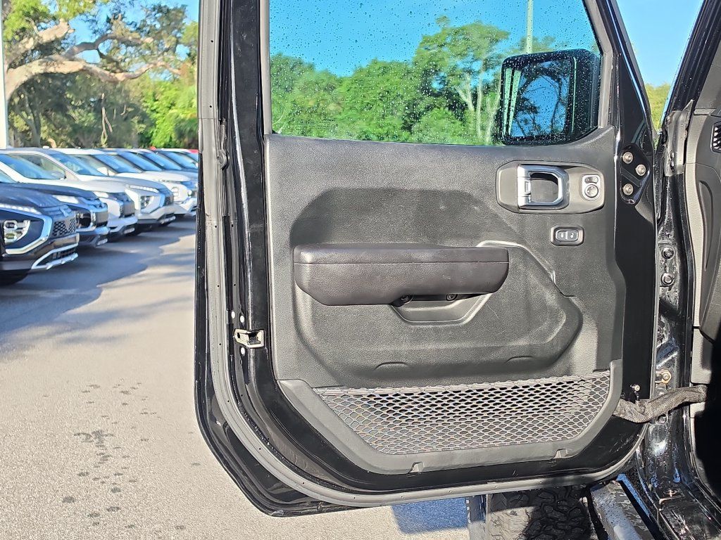 Used 2020 Jeep Wrangler Unlimited Sport S AWD/4WD image 16