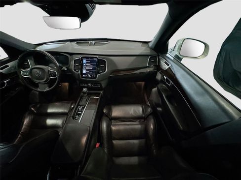 Used 2017 Volvo XC90 T6 Momentum w/ Vision Package AWD/4WD image 24