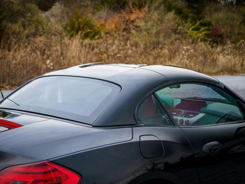 Used 2013 BMW Z4 sDrive28i image 14