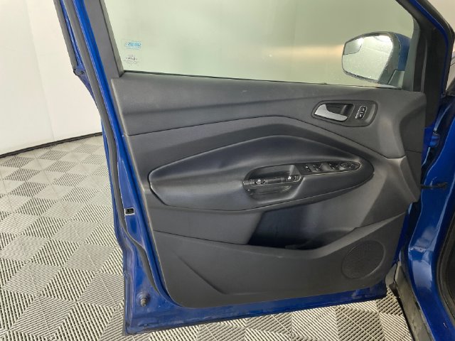 Used 2017 Ford Escape SE AWD/4WD image 12