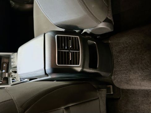 Used 2025 Kia Sportage LX image 27