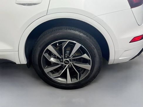 Used 2024 Audi Q5 2.0T Premium AWD/4WD image 24