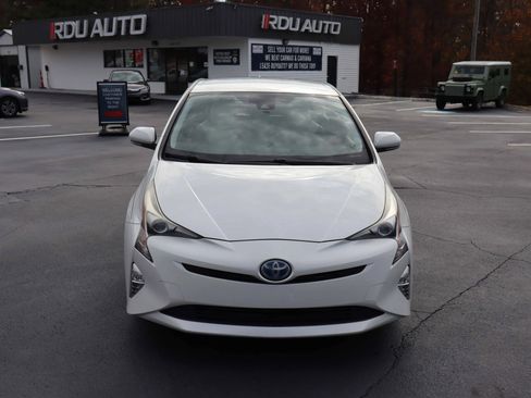 Used 2016 Toyota Prius Three Touring image 13