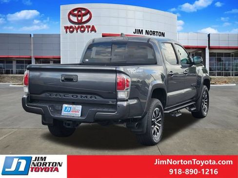 Used 2023 Toyota Tacoma TRD Sport w/ Technology Package RWD image 6