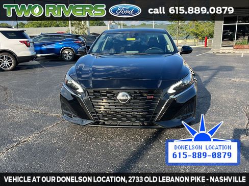 Used 2023 Nissan Altima 2.5 SR FWD image 3