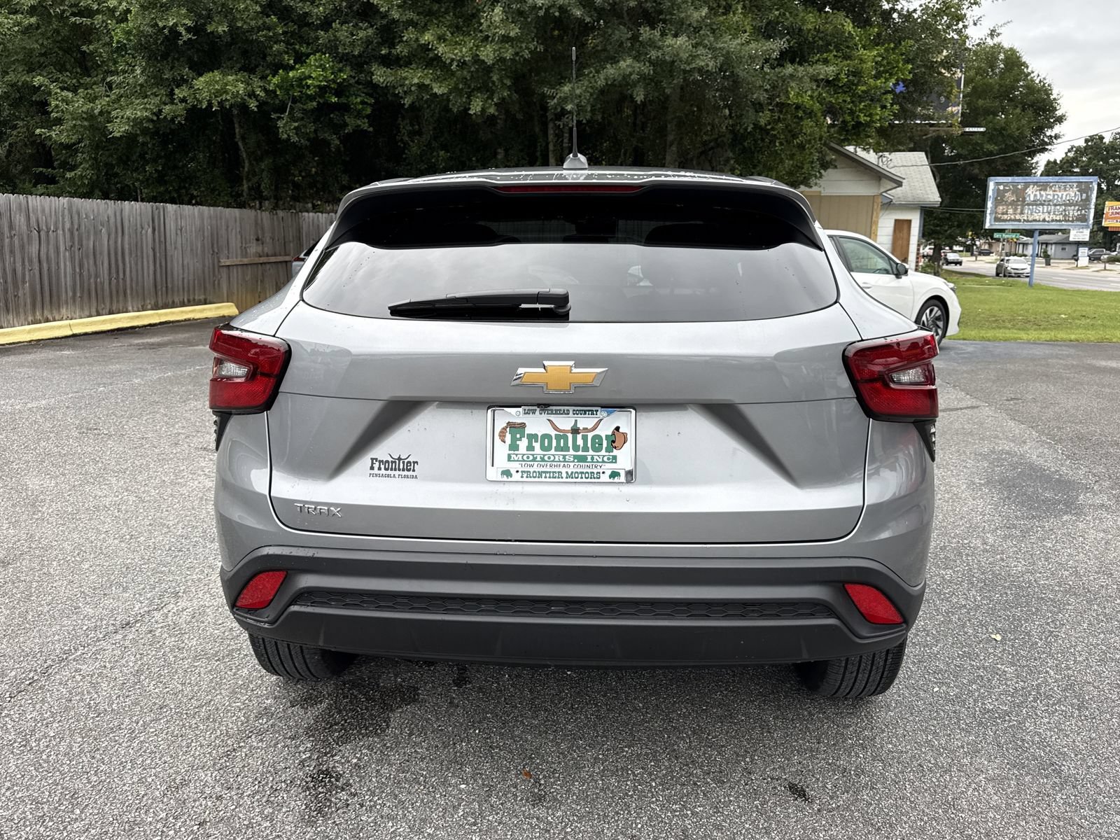 Used 2024 Chevrolet Trax LS FWD image 4