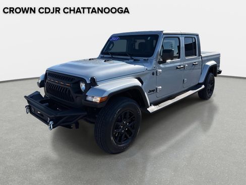 Certified 2023 Jeep Gladiator Sport image 8