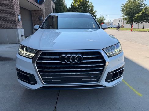 Used 2017 Audi Q7 3.0T Prestige w/ Prestige Package AWD/4WD image 2