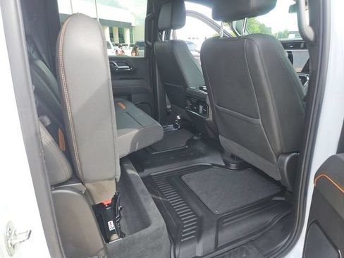 Used 2025 GMC Sierra 2500 AT4 AWD/4WD image 25