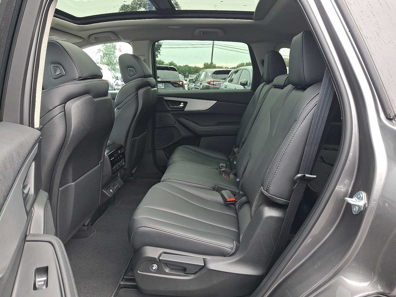 Used 2026 Acura MDX SH-AWD image 10