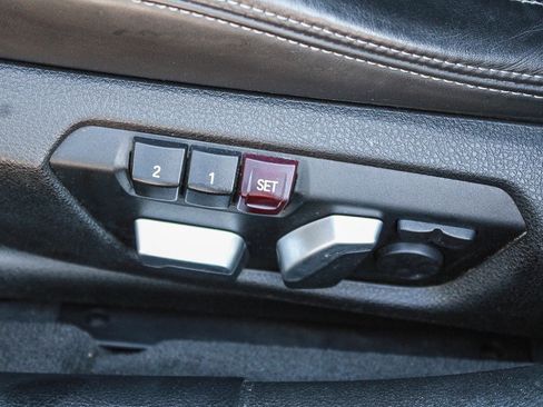 Used 2016 BMW M3 RWD image 21