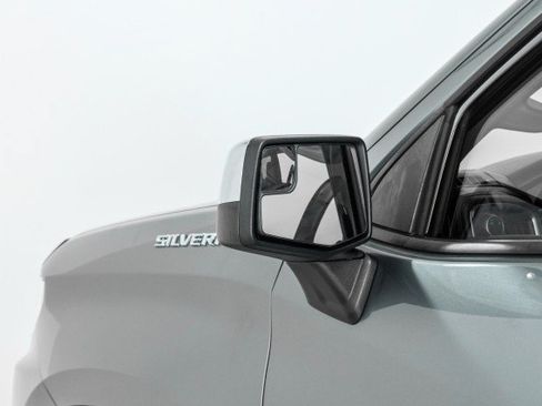 Used 2019 Chevrolet Silverado 1500 LT w/ All-Star Edition AWD/4WD image 39