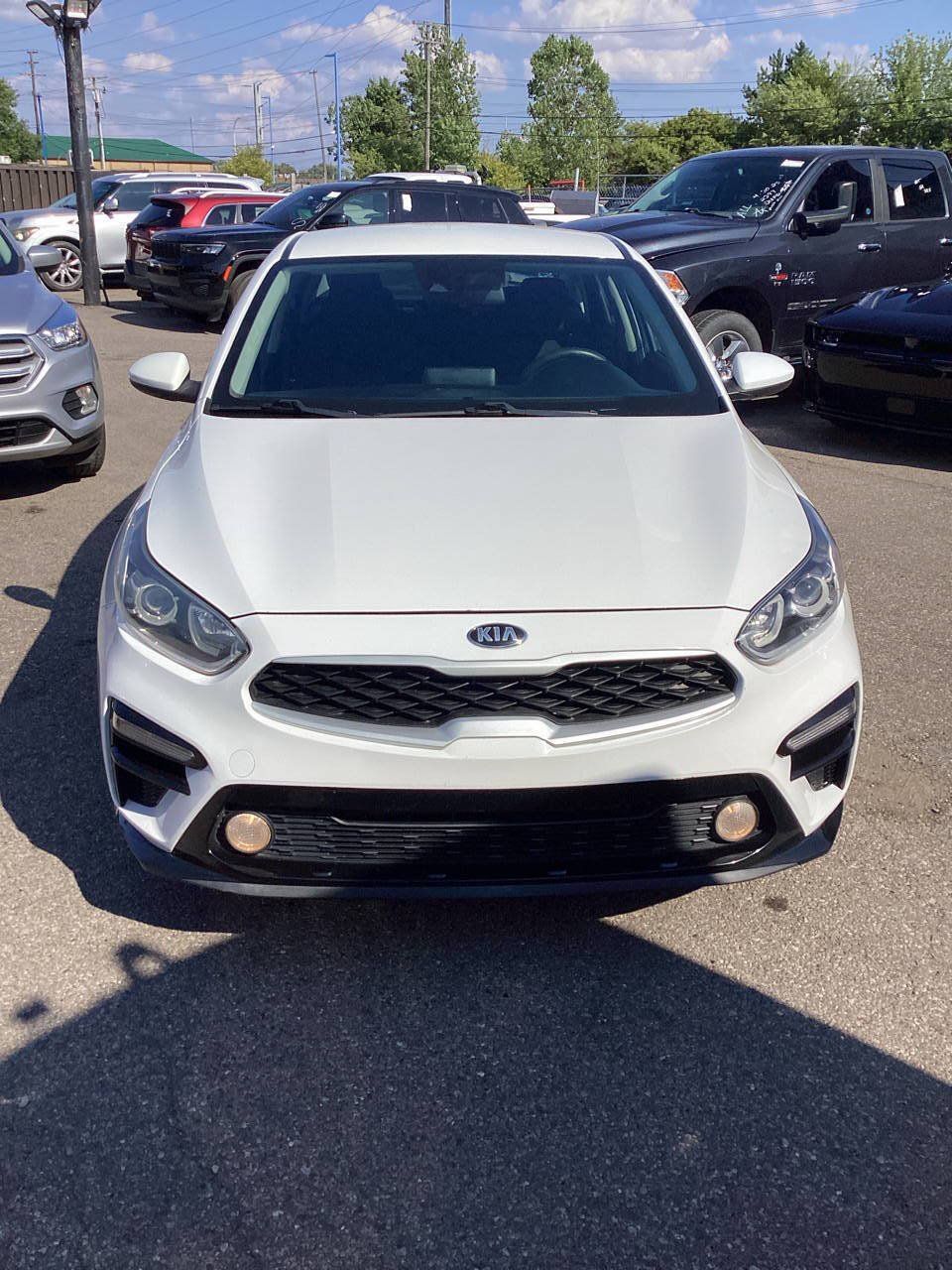 Used 2020 Kia Forte LXS FWD image 3