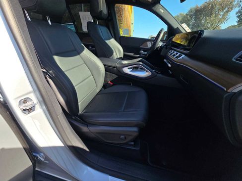 Certified 2025 Mercedes-Benz GLE 450 GLE 450 image 11