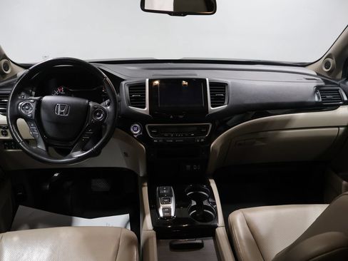 Used 2020 Honda Ridgeline RTL-E image 19