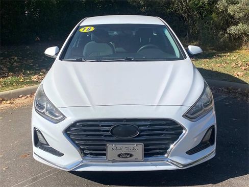 Used 2018 Hyundai Sonata ECO image 2