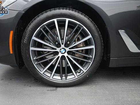 Certified 2023 BMW 540i w/ Premium Package RWD image 4