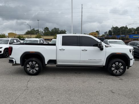 Used 2026 GMC Sierra 2500 Denali w/ Denali Reserve Package AWD/4WD image 11