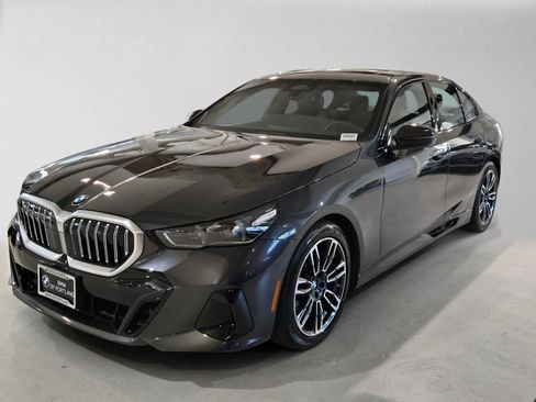 Used 2026 BMW 540i xDrive AWD/4WD image 7