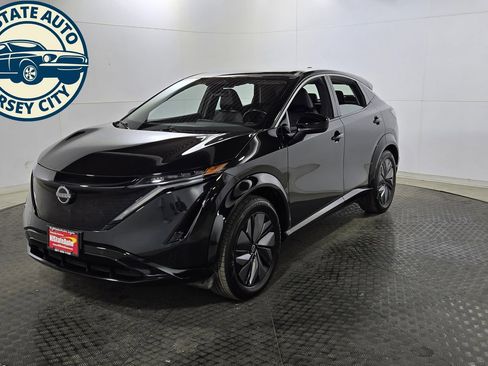 Used 2023 Nissan Ariya FWD image 3