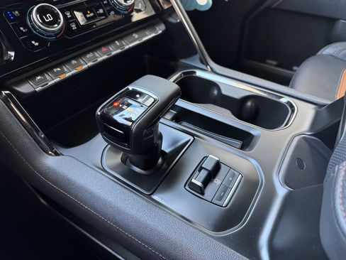 Certified 2025 GMC Sierra 1500 AT4 AWD/4WD image 30