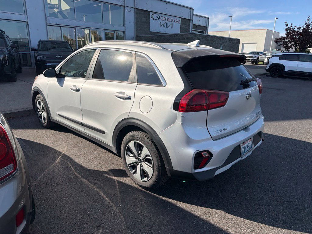 Used 2020 Kia Niro LX FWD image 3