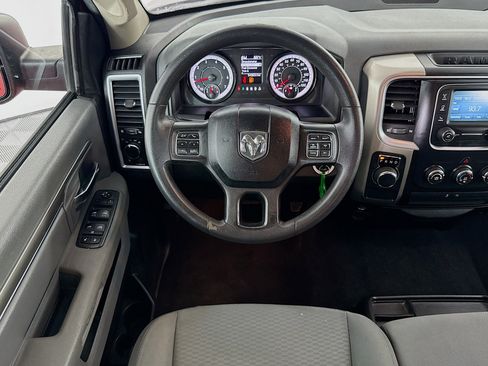 Used 2019 RAM 1500 Classic SLT RWD image 15