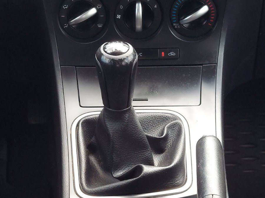 Used 2012 MAZDA MAZDA3 i Touring FWD image 14