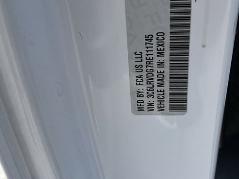 Used 2024 RAM ProMaster 2500 image 22