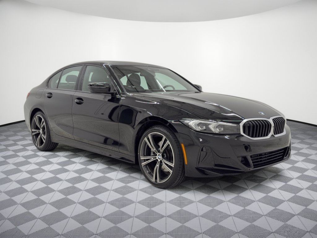 Used 2023 BMW 330i Sedan w/ Parking Assistance Package RWD image 7