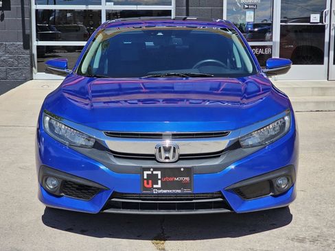 Used 2016 Honda Civic Touring image 7