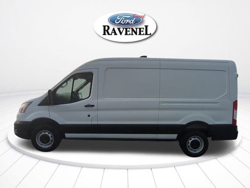 New 2026 Ford Transit 250 148 Medium Roof w/ Load Area Protection Package RWD image 7