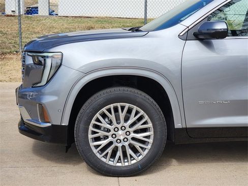 New 2026 GMC Acadia Denali image 5