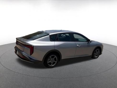 Used 2025 Kia K4 FWD image 12