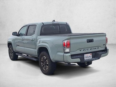 Used 2022 Toyota Tacoma TRD Sport image 7