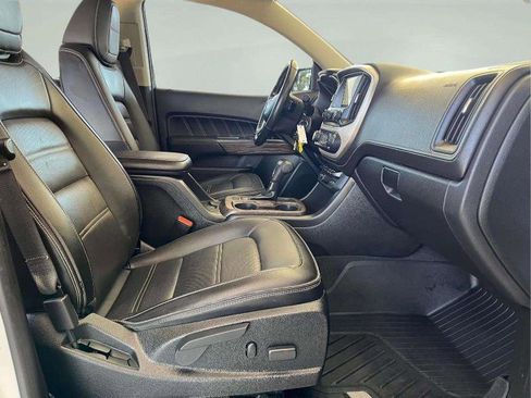 Used 2021 GMC Canyon Denali image 13