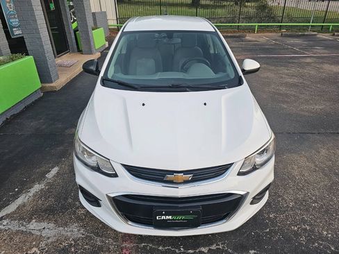 Used 2017 Chevrolet Sonic LT FWD image 3