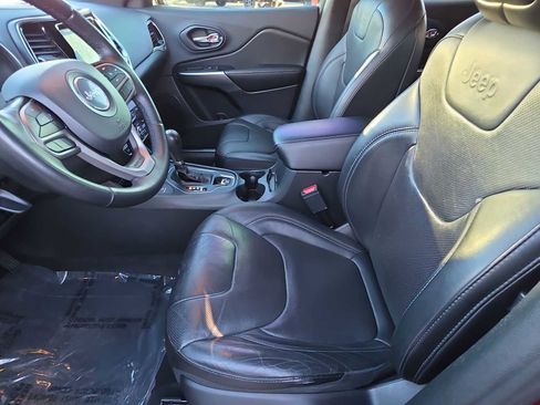 Used 2019 Jeep Cherokee High Altitude image 15