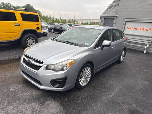 Used 2012 Subaru Impreza 2.0i Premium AWD/4WD image 3