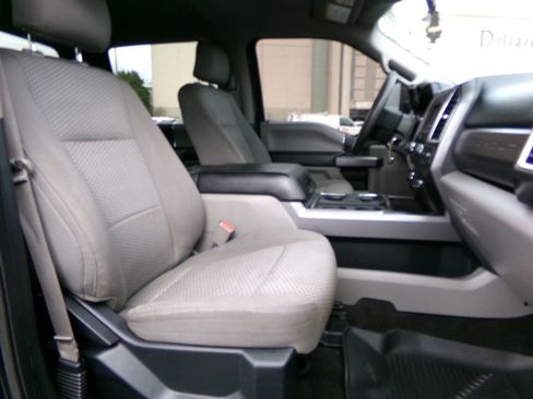 Used 2017 Ford F250 XLT w/ XLT Value Package image 15