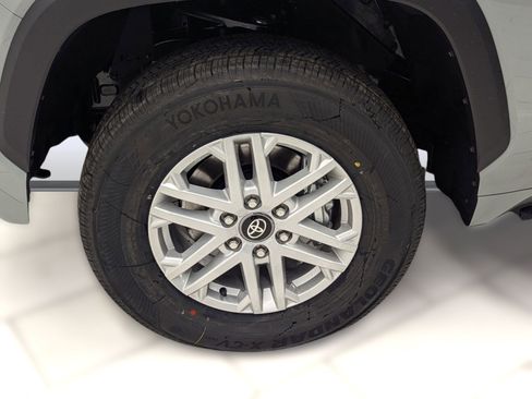 New 2026 Toyota Tundra SR5 image 9