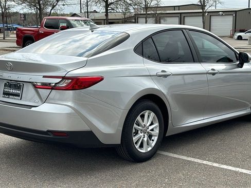 New 2026 Toyota Camry LE image 9