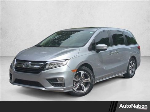 Used 2020 Honda Odyssey Touring image 1