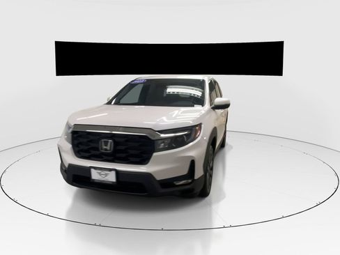 Used 2023 Honda Passport EX-L image 4
